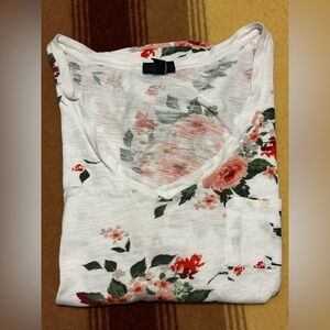 torrid V-Neck short sleeve tee